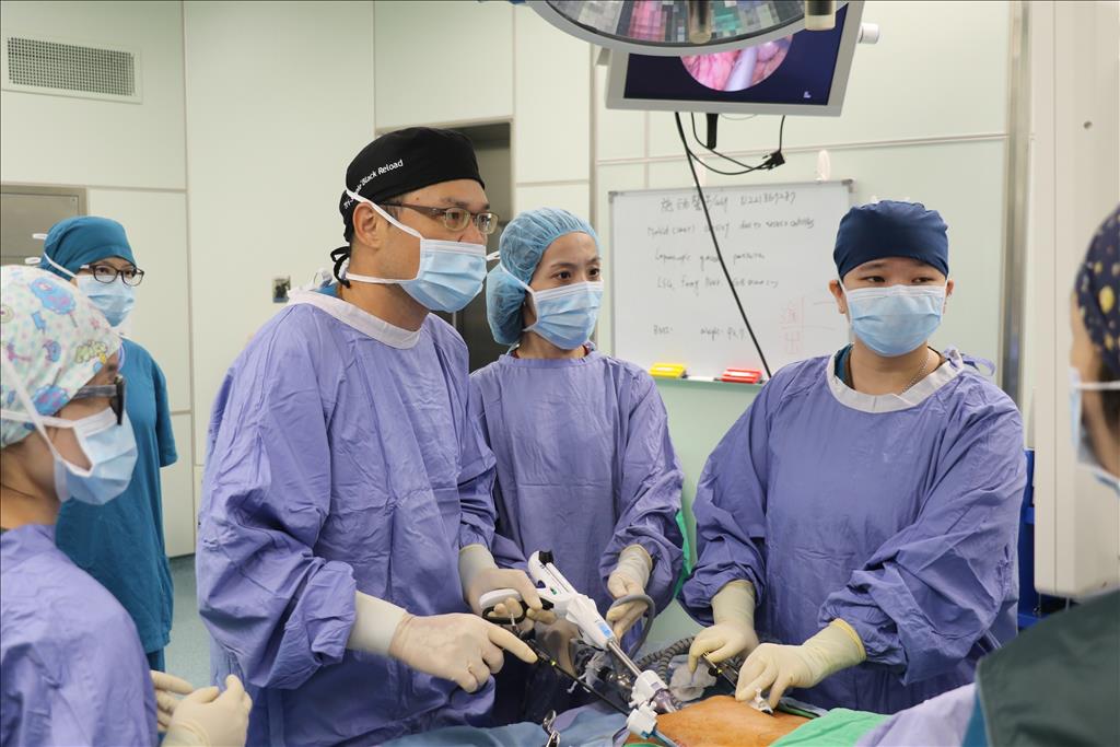 減重團隊用4K影像系統為「超重量級病人」手術，精密度獲得大幅提升。