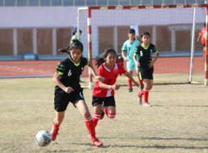 灣內國小女童足球隊卯足全力奮戰，成為嘉義縣代表隊之一，連續五年代表嘉義縣參加世界盃全國賽。